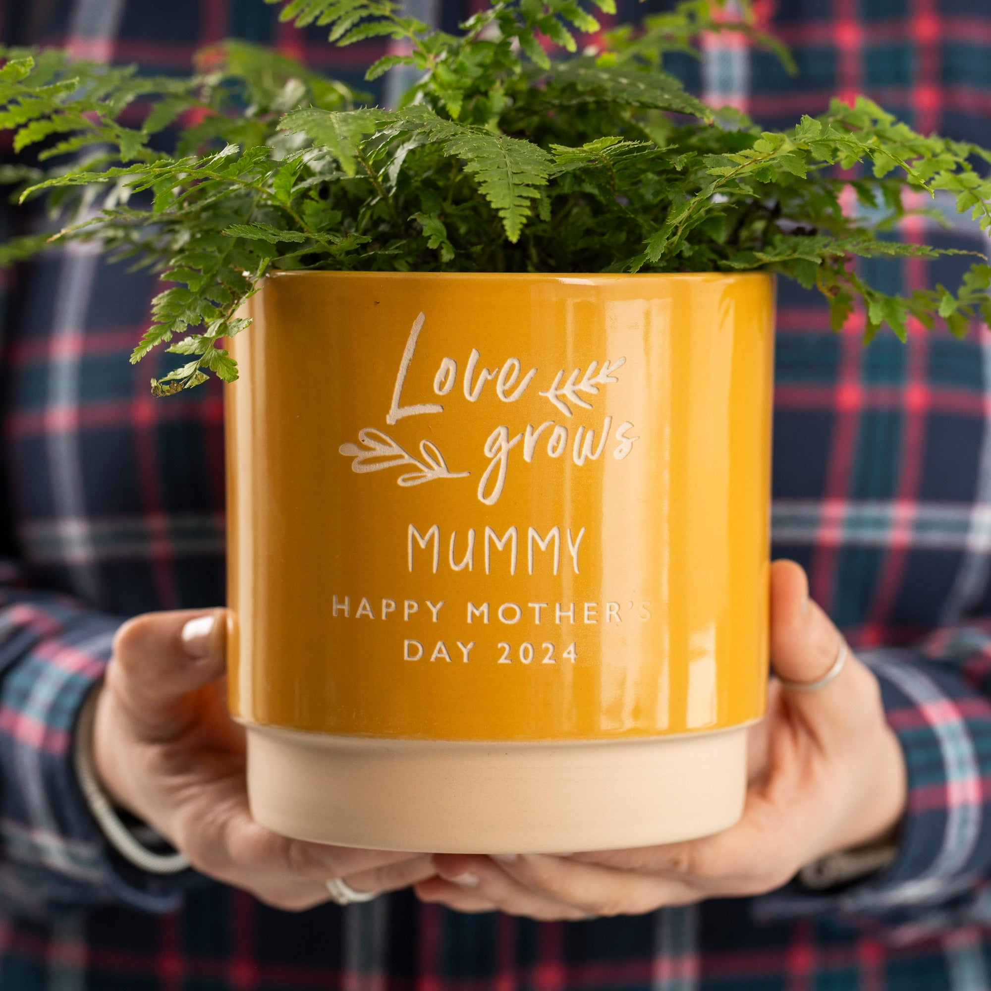 Engraved Pots for Mother's Day